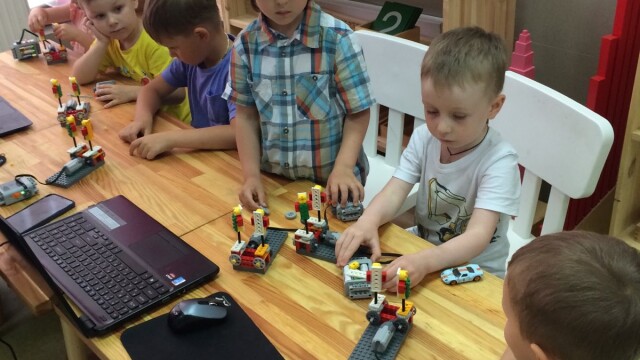 Яка атмосфера в студії