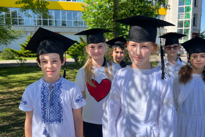 Випускний 2026 у школі Montessorischool Дарницький район