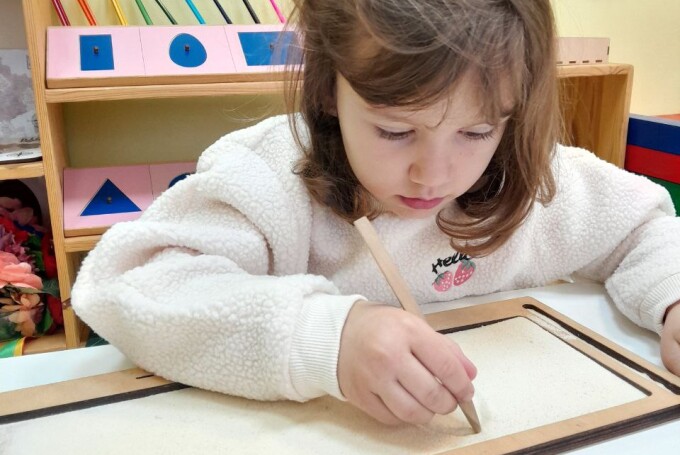 Заняття в Montesorischool